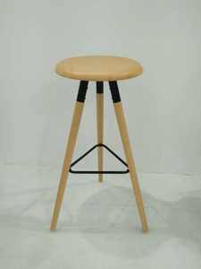 Table haute et tabourets de bar d'usine - Product Image 5