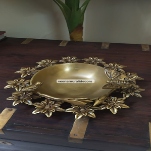 ชุดเชิงเทียนประดับรูปใบไม้ทองเหลือง4ชิ้นที่ทันสมัยสำหรับการทำ diyas แบบดั้งเดิมมีจำหน่ายในราคาขายส่ง - Product Image 2