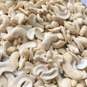 Fournisseur de confiance Noix de cajou Noix de cajou Noix de cajou crues Prix international des noix de cajou de Santigo Vietnam - Product Image 1