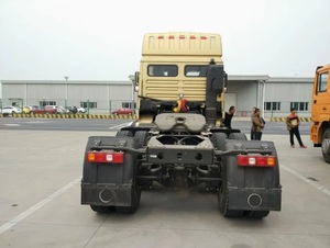 High-Performance Automatic Diesel 6x4 Tractor Truck with Euro 5 Emission for Reliable Long-Haul <b>Transport</b> - Product Image 2