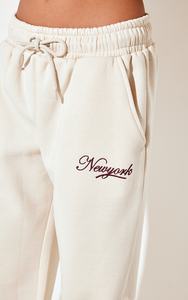 100% algodón logotipo personalizado crema 2 piezas mujer Boxy bordado chándal conjunto de longitud completa mujer 2 piezas Jogger & Sweatsuit conjunto - Product Image 5