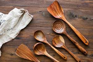 Cucharón de teca Colador de madera Sartén antiadherente Espátula Utensilios de cocina Cucharón de arroz de madera Cuchara para Fideos - Product Image 3