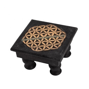 Mesa de altar de madera hecha a mano en tono negro y dorado para una habitación Bohemia o de estilo oculto - Product Image 1