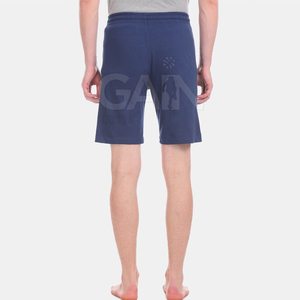 กางเกงขาสั้นผู้ชายขายดี ผ้าฝ้ายเนื้อเบา ระบายอากาศดี ทรงหลวม สวมใส่สบาย เอวกลาง - Product Image 3