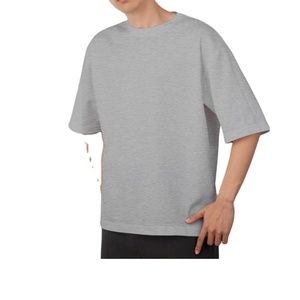 180g T-Shirt 100% coton vierge uni surdimensionné T-Shirt impression de logo personnalisé grande taille T-Shirt pour hommes - Product Image 2