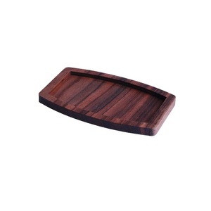 Plateau en bois rustique de qualité supérieure idéal pour les desserts de charcuterie, les collations, les fruits et l'affichage décoratif des repas - Product Image 3