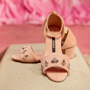 รองเท้าส้นสูงแบบสไลด์สำหรับผู้หญิง งานสั่งทำพิเศษ ทนทาน พิมพ์ลาย พื้นรองเท้าหนังแท้กันลื่น จัดส่งตรงจากโรงงาน MOQ ต่ำ - Product Image 1