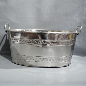 Enfriador de vino y cerveza de acero inoxidable ovalado con diseño de cobre para fiestas y eventos con asas de transporte - Product Image 6