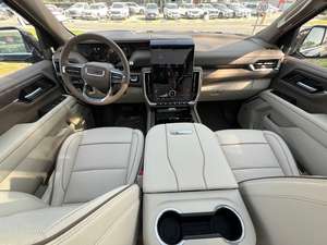 GMC Yukon Denali GCC 2025 Neuf/d'occasion à vendre - Product Image 6