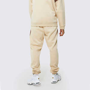 Conjunto Deportivo de Invierno para Hombre, Color Sólido, Ecológico, Sudadera con Capucha Gris Oscuro y Pantalones Jogger, Conjunto de Dos Piezas de Felpa Suave y Cálida para Uso Diario - Product Image 6