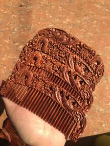 PROPIEDADES Peine de pelo con mango de madera hecho a mano para uso en Salón de la India Peine de madera al por mayor para uso comercial en venta en - Product Image 5