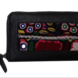 Venta al por mayor Vintage mano bordado de embrague bolsa gitana cuero bolso cartera - Product Image 1