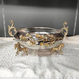 Durable Easy-to-maintain Stainless Steel Metal Serving Bowls with Sophisticated Design for Stylish <b>Dinner</b> <b>Settings</b> - Product Image 4