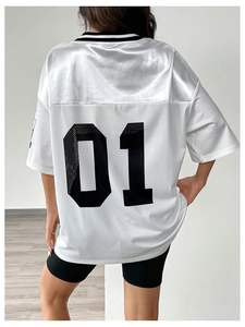 Haut de streetwear en maille à demi-manches et col en V personnalisé maillot ample graphique t-shirts surdimensionnés maillot de basket-ball respirant OEM solide - Product Image 4