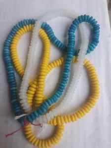 Perles de verre de haute qualité d'élégance étincelante sur mesure. Idéal pour parfait pour les bijoux, l'artisanat et les projets décoratifs - Product Image 3