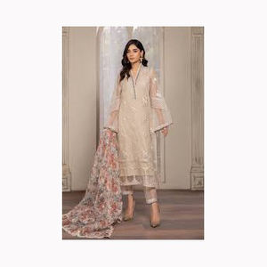 ชุดซาลวาร์กามีซสไตล์อินเดียสำหรับเทศกาลงานแต่ง - Product Image 3