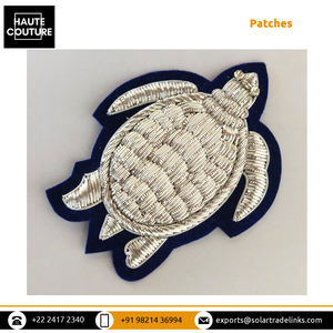 Le fournisseur indien propose des broches brodées à la main Bullion Kora 6x8 cms taille tortue Patch broches mode Genre bas prix - Product Image 5