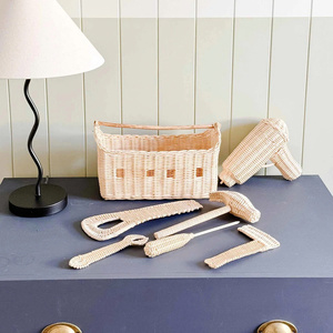 Un ajout charmant à un décor de chambre d'enfant ou de salle de jeux pour garçons magnifiquement fabriqué à la main Kit d'outils en rotin Spark Imagination - Product Image 6