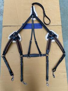 แผ่นรองอกม้าหนังแท้พร้อมหนังแกะ ขายส่ง แผ่นรองอกม้าหนังคุณภาพสูงแบบห้าจุดพร้อมขน อุปกรณ์สำหรับม้า - Product Image 5