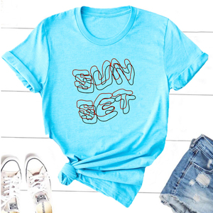 T-shirt personnalisé pour femme avec étiquette gratuite et étiquettes pivotantes Méthode d'impression numérique couleur en option - Product Image 2