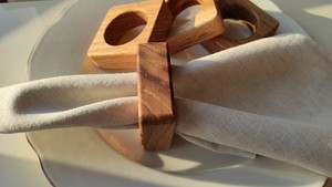 Rondelles de serviette en rotin élégant Décor de table en osier pour table à manger - Product Image 4