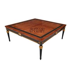 Mesa de Centro Cuadrada de Madera Antigua de Lujo con Incrustaciones de Latón, Patrones Florales y Patas Talladas en Oro Elegantes para Sala de Estar - Product Image 5