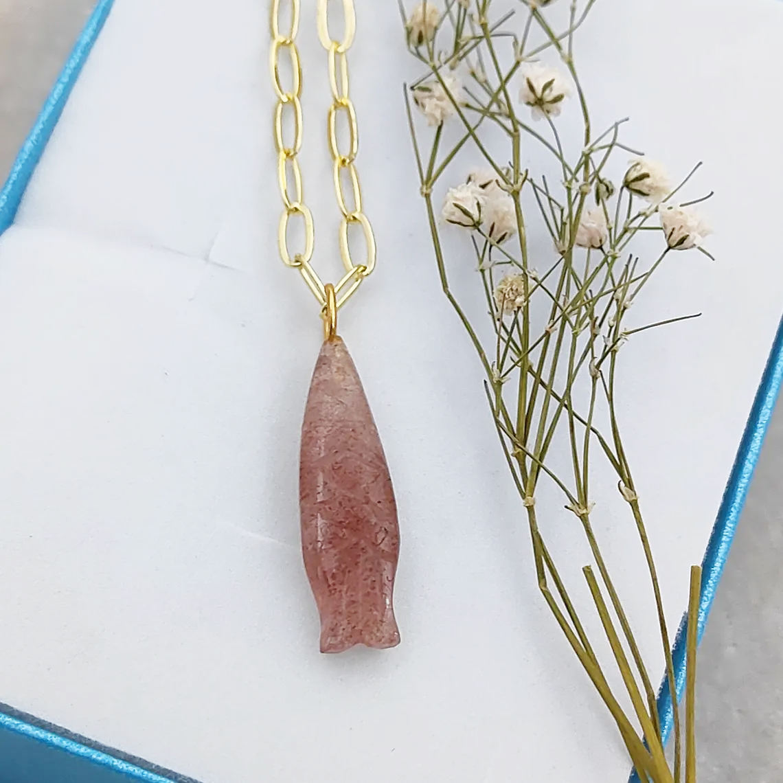 ควอตซ์สตรอเบอร์รี่สีชมพู