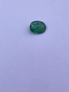 Piedra Preciosa de Esmeralda Natural de Alta Calidad Premium, 3.24 Quilates, Verde, para la Elaboración de Joyería Elegante - Product Image 3