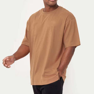 Camiseta elegante de algodón pesado para hombre, camiseta lisa en blanco con logotipo personalizado de gran tamaño Boxy Fit 100% algodón o poliéster/algodón para hombre - Product Image 1