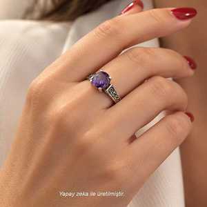 Bague vintage en platine avec topaze taille ovale et placage en rhodium - Product Image 2
