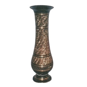 High Quality Brass Flower <b>Vase</b> With <b>Beautiful</b> Engraving Gold And Black Finished Table Decoration Flower <b>Vase</b> - Product Image 1