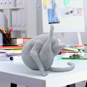 รูปปั้นแมวเลียแมวทำมือโลหะแข็งสำหรับการตกแต่งภายในหรือการตกแต่ง - Product Image 4