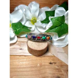 Elegante Brazalete de Plata de Ley con Múltiples Piedras de Grace Silver, Accesorio de Moda - Product Image 1