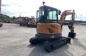 Mini-excavatrice de 3 tonnes Case CX37C avec moteur Yanmar, balayage de la queue nul, haute performance de terrassement et hydraulique Kawasaki - Product Image 4