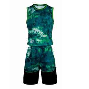 Ensemble d'uniformes de basketball sublimés légers pour les équipes scolaires et de club, fabriqués en polyester durable - Product Image 1