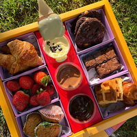 Boîte d'emballage personnalisée pour desserts au chocolat et à la fraise, boîte à biscuits, gaufres, traiteur, sauce à tremper avec séparateurs