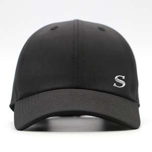 Casquettes de baseball personnalisées populaires pour hommes et femmes avec un logo en TPU argent brillant et une casquette de sport à bord incurvé à six panneaux - Product Image 3