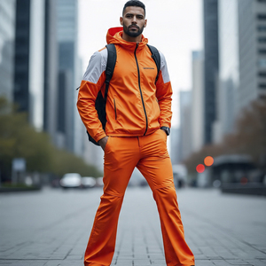 Ensemble pantalon évasé personnalisé pour hommes avec veste coupe-vent à fermeture éclair Ensemble de vêtements de sport légers pour le jogging ou le streetwear - Product Image 5