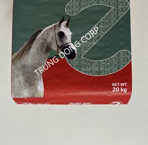 Bolsas de alimentación y fertilizante BOPP Premium Pinch Bottom con acabado brillante o mate Hecho en Vietnam - Product Image 1