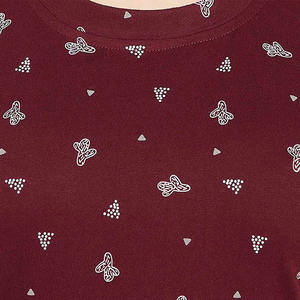 Camisa de gimnasio para mujer para uso al aire libre y pantalones cortos de nueva tendencia de diseño superior multicolor ropa casual cosas anti-encogimiento conjunto de pantalones cortos para mujer - Product Image 6