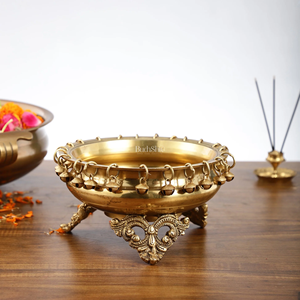 การออกแบบที่มีสไตล์ทรงกลมชามดอกไม้ทองเหลือง Urli คุณภาพดีที่สุดขนาดที่กําหนดเอง Urli จากผู้ผลิตในอินเดีย - Product Image 5