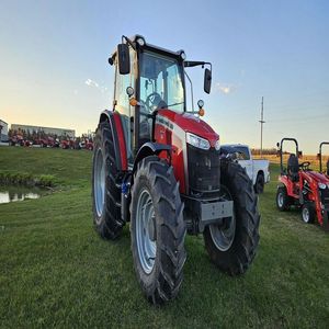 Tractor Massey Ferguson 5M.145 2025 - Product Image 1