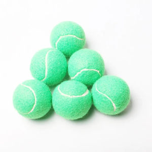 Balles de tennis de qualité supérieure personnalisées, durables, à forte adhérence, en caoutchouc souple, confortables pour l'entraînement - Product Image 1