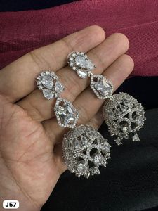 CONJUNTO DE PENDIENTES ESTILO CLÁSICO DE DIAMANTE AMERICANO PARA BODAS CONJUNTO DE PENDIENTES ESTILO CLÁSICO DE MODA PARA MUJER Y NIÑA - Product Image 3