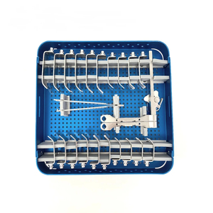 Set de Retractores y Distractores para Columna Cervical SureMed Instruments, Certificado CE - Product Image 1