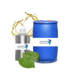 Aceite esencial puro del fabricante para el crecimiento del cabello Producto mayorista de aceite de hoja de betel - Product Image 1
