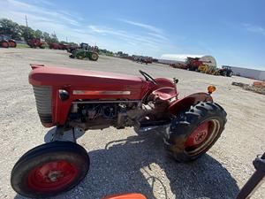 COMPRE Tractores MASSEY FERGUSON 50 modelo 2WD USADOS en Venta - Product Image 4