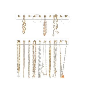 Présentoir à bijoux en acrylique de forme personnalisée Porte-bracelet de taille moyenne Montres et accessoires à prix compétitif - Product Image 3