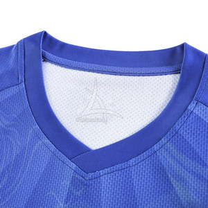 Uniformes de Fútbol para Adultos, Servicio OEM, Conjuntos con Colores y Logotipo Personalizados, Ligeros, Transpirables, Tela 100% Poliéster, para Equipos Escolares y Clubes - Product Image 2