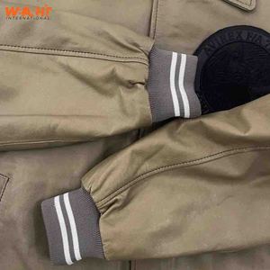 Chaqueta Varsity de Béisbol Personalizada de Alta Calidad para Hombre, Invierno, Bordado Chenille, Resistente al Viento, Reversible, OEM - Product Image 6